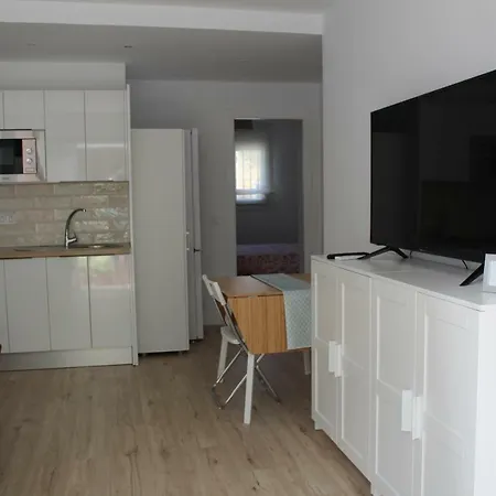 Angelita Plaza Апартаменты Малага
